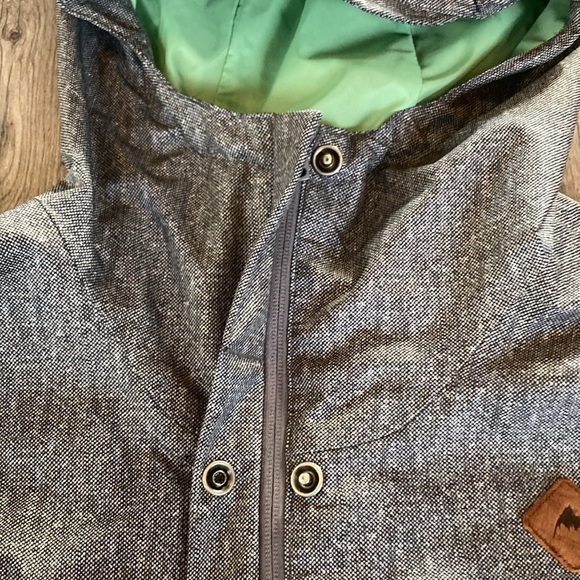 Ladies Burton Spring/Fall Rain Coat - Picture 5 of 14